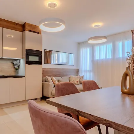 Saint Donat Center דירה *