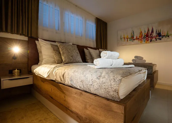 Saint Donat Center Apartment