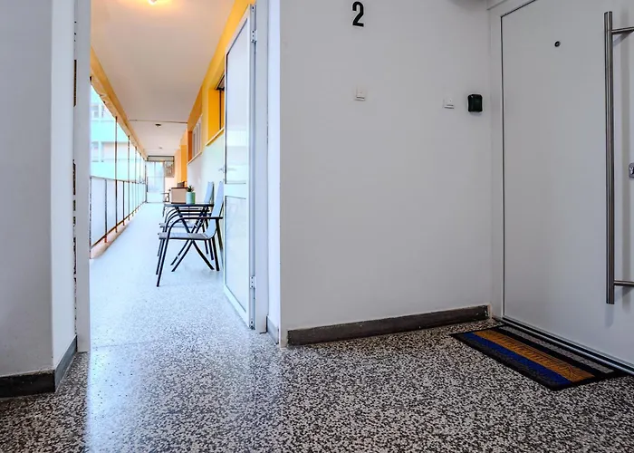 Saint Donat Center Apartment